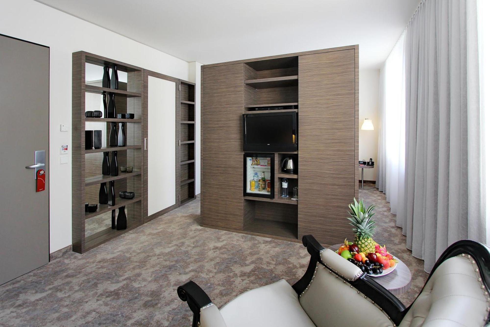Hotel Arcotel John F - Am Gendarmenmarkt 4*