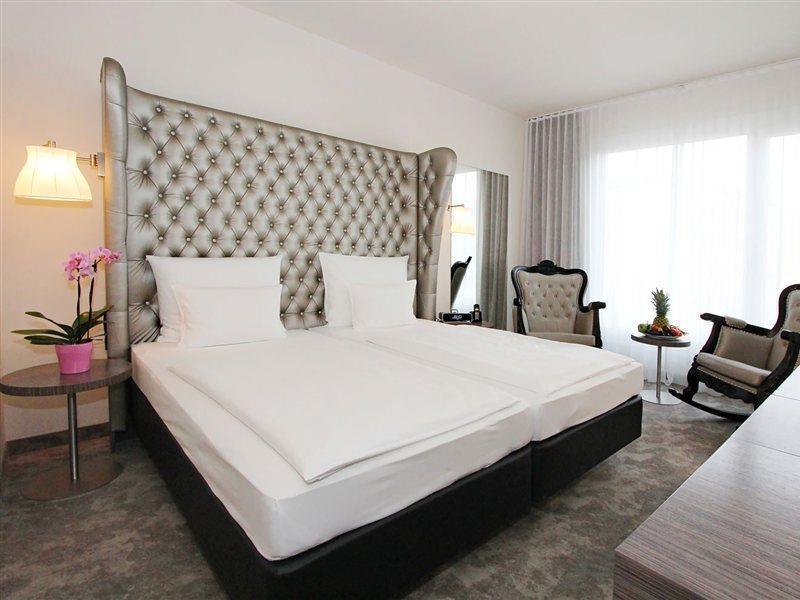 Arcotel John F - Am Gendarmenmarkt 4* Berlin